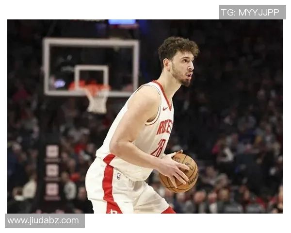 申京上半场贡献10分5篮板5助攻 正负值+9表现全面展现三双潜力 申京上半场贡献10分5篮板5助攻 正负值+9表现全面展现三双潜力