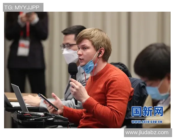 小蜘蛛赛前发布会笑答记者提问称听懂了老师的英语 小蜘蛛赛前发布会笑答记者提问称听懂了老师的英语